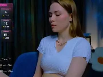 miiss_llindall from Chaturbate