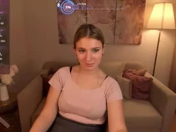 milinafox from Chaturbate is Freechat
