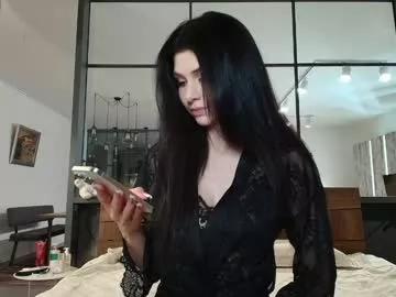 milla_jo from Chaturbate