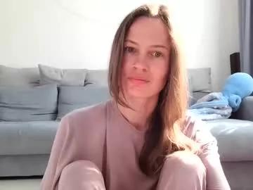 milly_browski from Chaturbate
