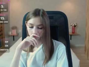 mimicrash from Chaturbate