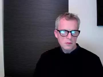 minimalmix47 from Chaturbate