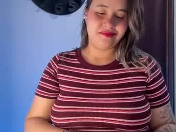 mirilinda from Chaturbate
