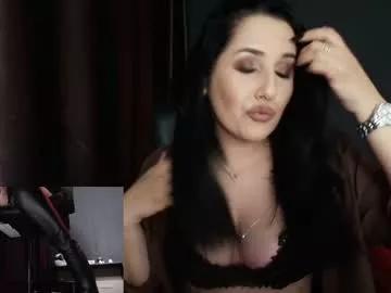 missdyaa from Chaturbate
