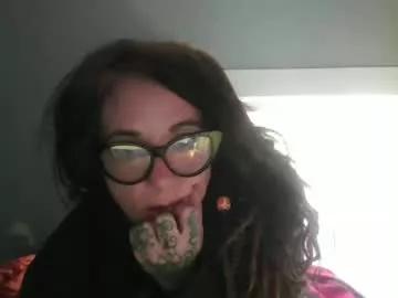 misshoneybadger333 from Chaturbate