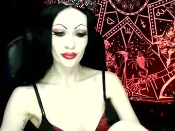 missmoondoll from Chaturbate
