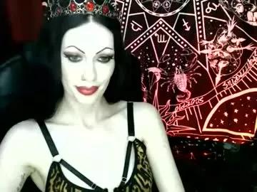 missmoondoll from Chaturbate