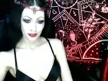 missmoondoll from Chaturbate