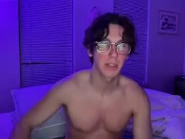 mizzo001 from Chaturbate