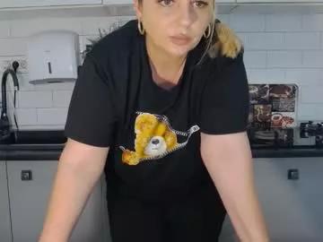 mojjo_erika from Chaturbate