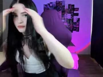 molly_crystall from Chaturbate