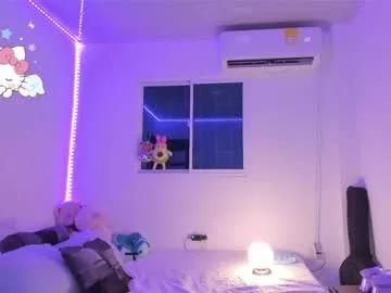molly_g18 from Chaturbate