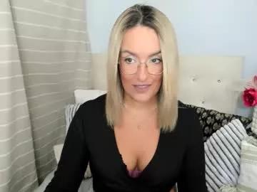 mollycrazy from Chaturbate