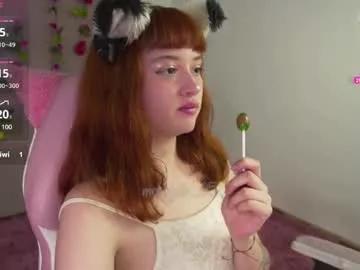mollysb_05 from Chaturbate
