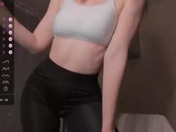 mollytucker from Chaturbate