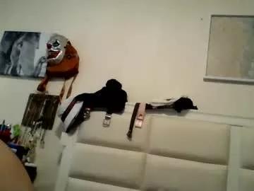 mommabearanpoppabear850 from Chaturbate