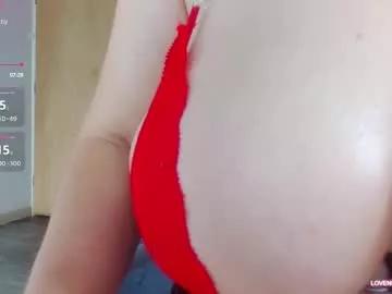 mommyissuess_ from Chaturbate