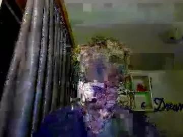 moms_little_monster from Chaturbate