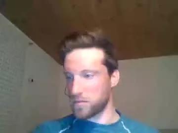 moms_little_monster from Chaturbate