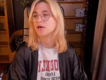moon13152 from Chaturbate