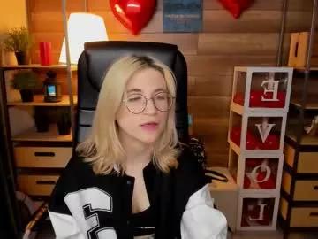 moon13152 from Chaturbate