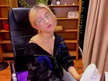 moon13152 from Chaturbate