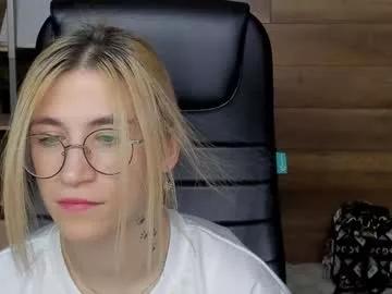 moon13152 from Chaturbate