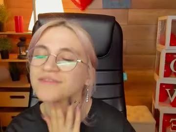 moon13152 from Chaturbate