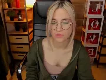 moon13152 from Chaturbate