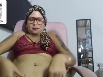 moon_cat85 from Chaturbate
