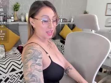 moon_lightt9 from Chaturbate is Freechat