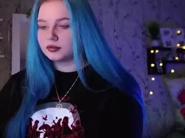 moon_valkyriie from Chaturbate