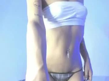 moonandhoney_ from Chaturbate