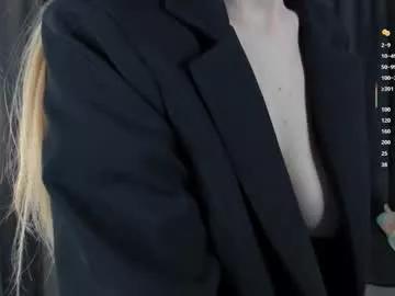 mooncutie_girl from Chaturbate