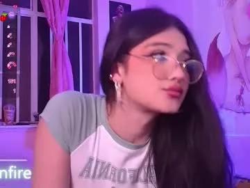 moonfiredance from Chaturbate