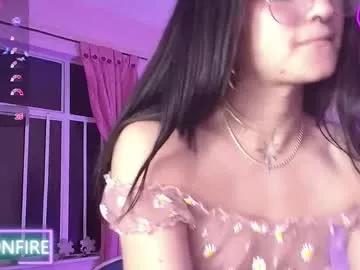moonfiredance from Chaturbate