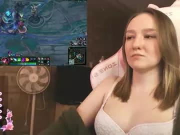 moonlish_siren from Chaturbate