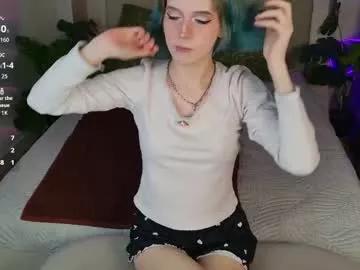 Moonlitasuna webcams show profile image 