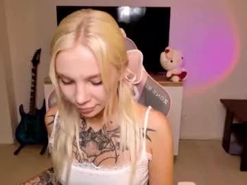 mym1lk from Chaturbate