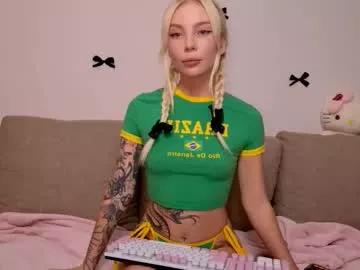 mym1lk from Chaturbate