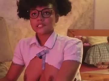 natalia_curlyx from Chaturbate