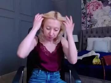 natalie_bitton from Chaturbate