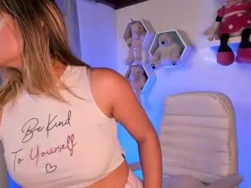 nattasha_09 from Chaturbate