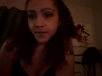 Nellbee webcams show profile image 