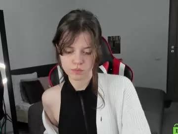 nellysunrise_1 from Chaturbate