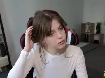 nellysunrise_1 from Chaturbate