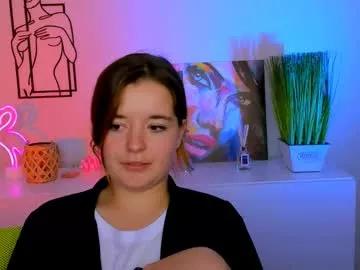 Nika_still webcams show profile image 