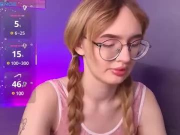 nikkiblys from Chaturbate