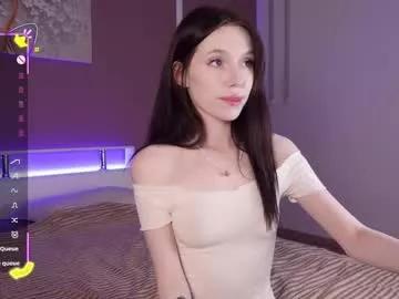 nikkimiltons from Chaturbate