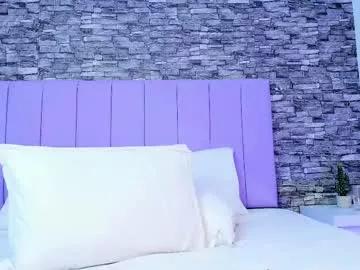 nina_sweetz from Chaturbate